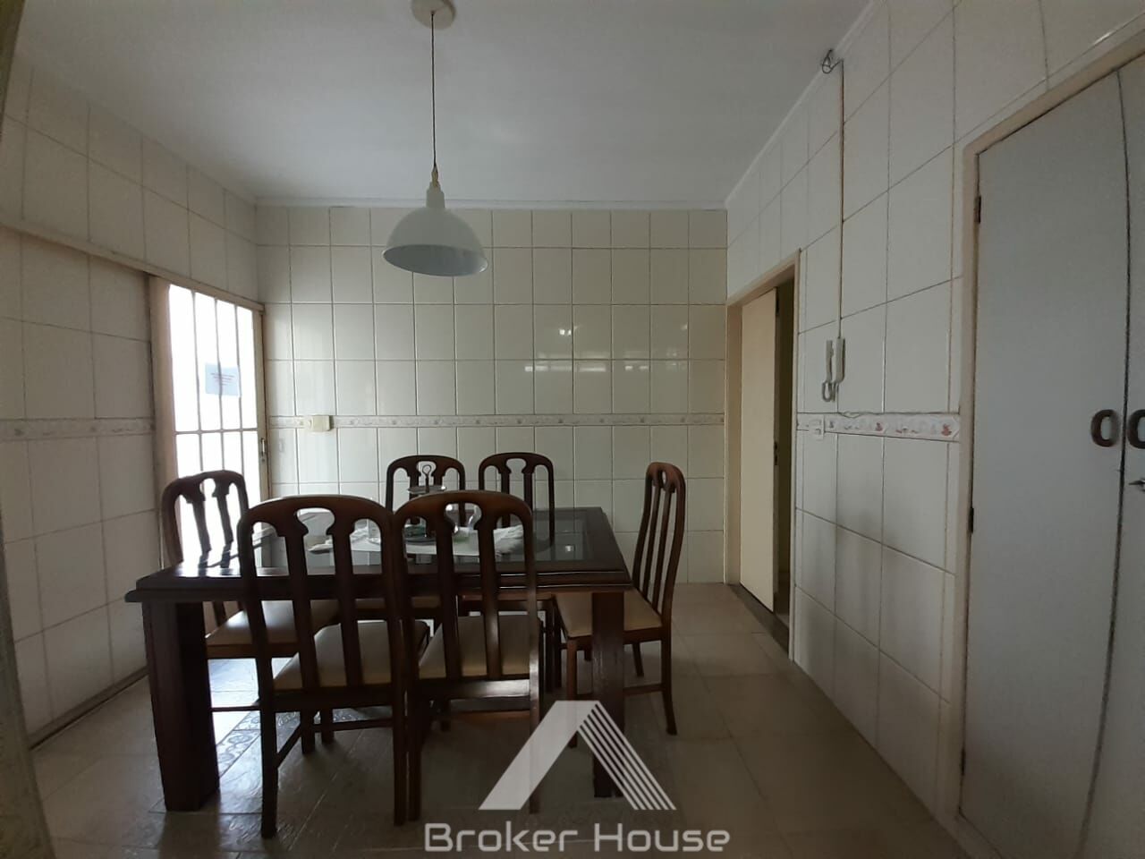 Casa à venda com 3 quartos, 238m² - Foto 11