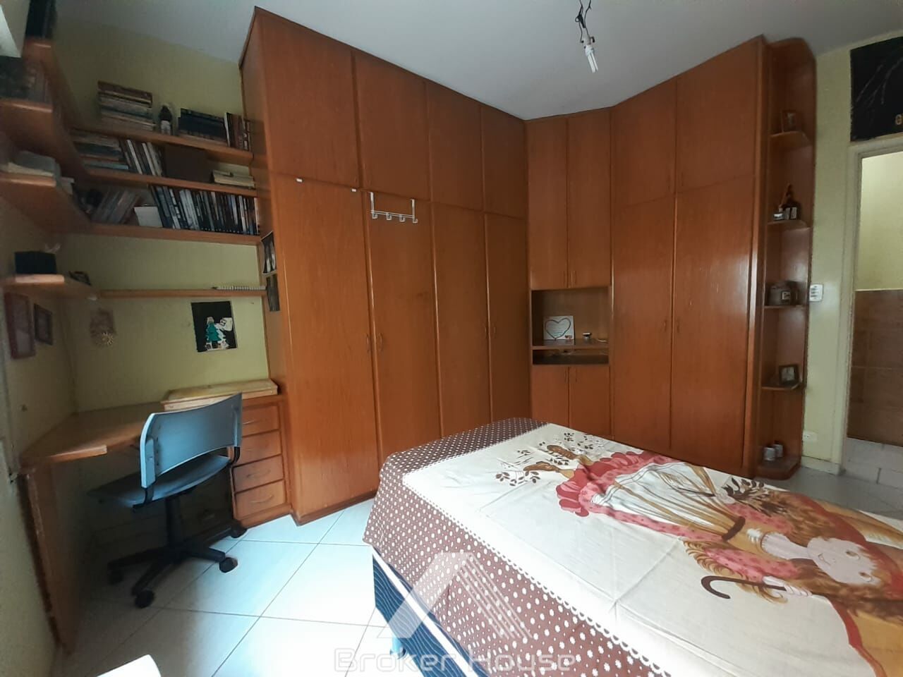 Casa à venda com 3 quartos, 238m² - Foto 21