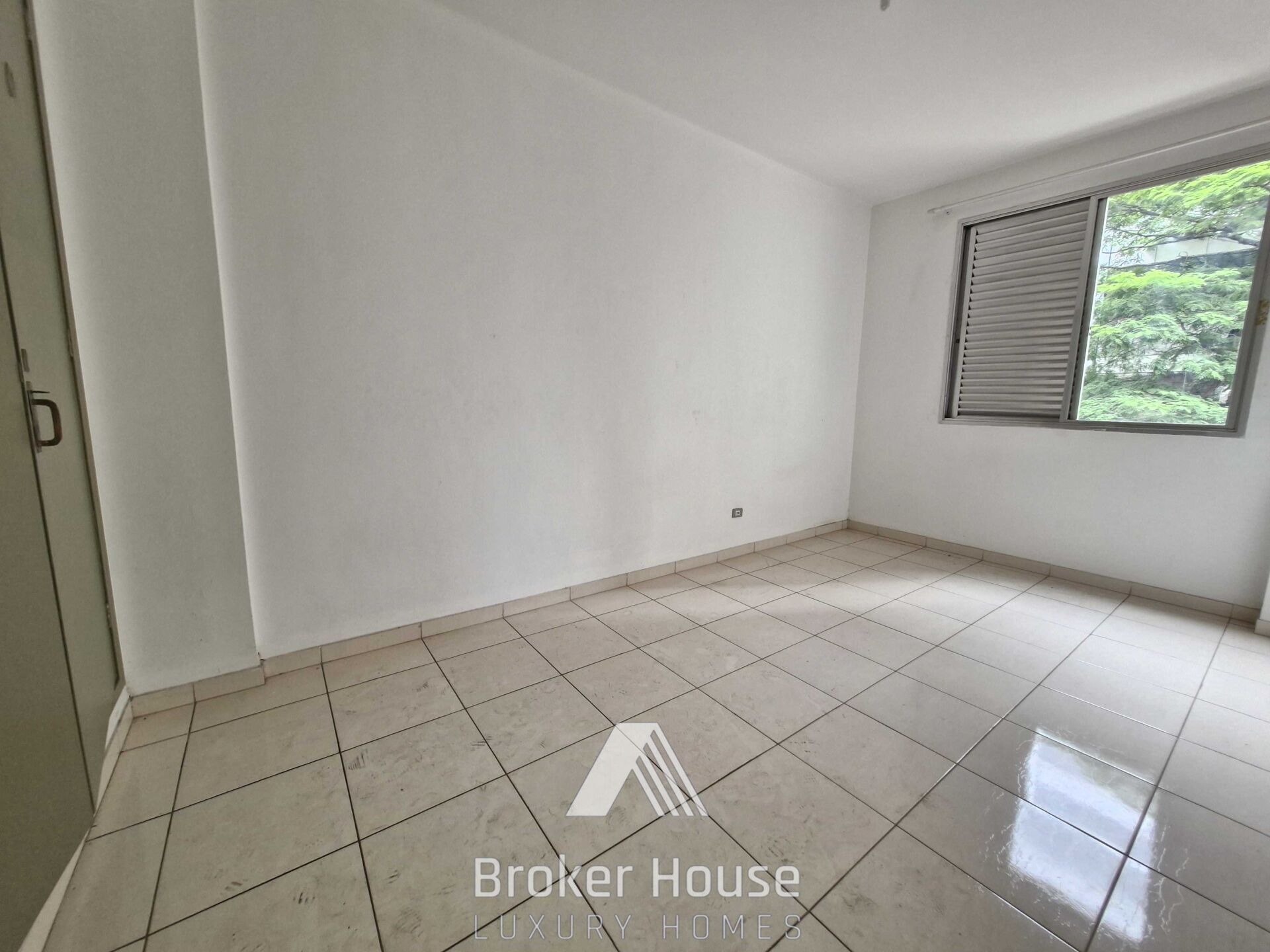 Apartamento à venda com 2 quartos, 90m² - Foto 17