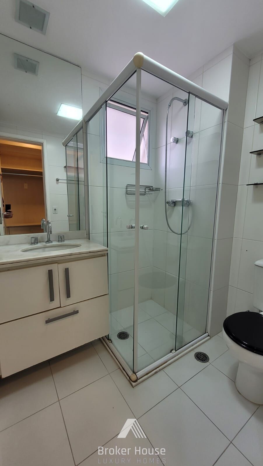 Apartamento à venda com 3 quartos, 242m² - Foto 22