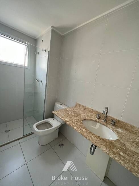 Apartamento à venda com 4 quartos, 213m² - Foto 11