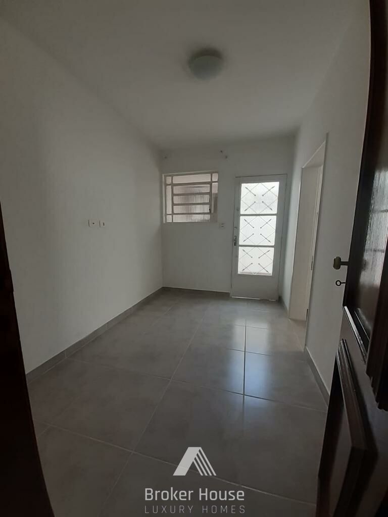 Casa para alugar com 3 quartos, 134m² - Foto 11