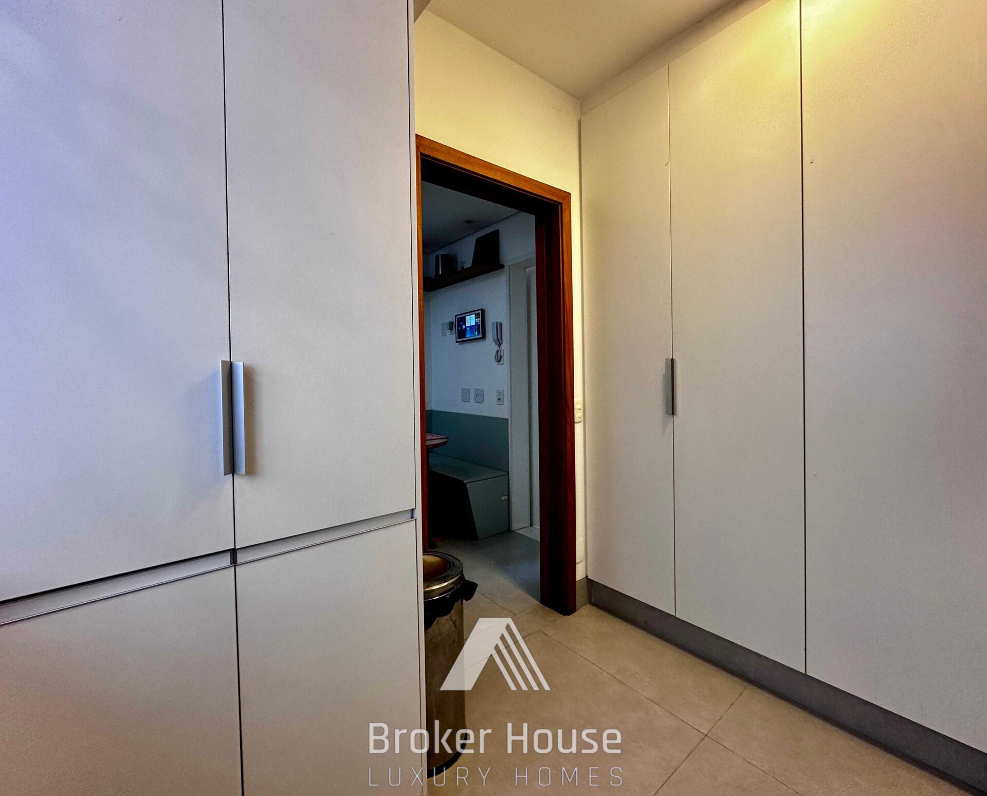 Apartamento à venda com 3 quartos, 135m² - Foto 36