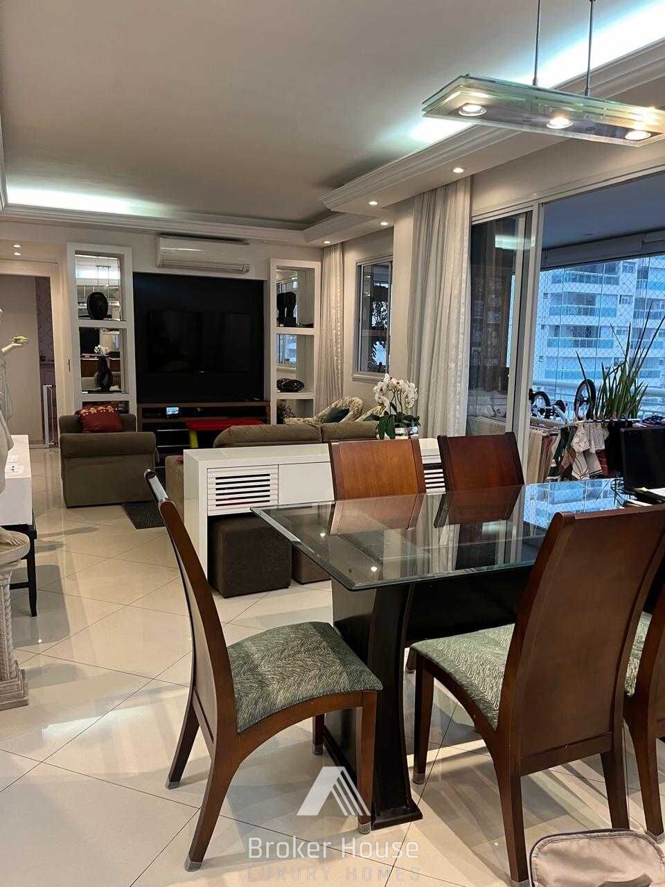 Apartamento para alugar com 2 quartos, 98m² - Foto 4