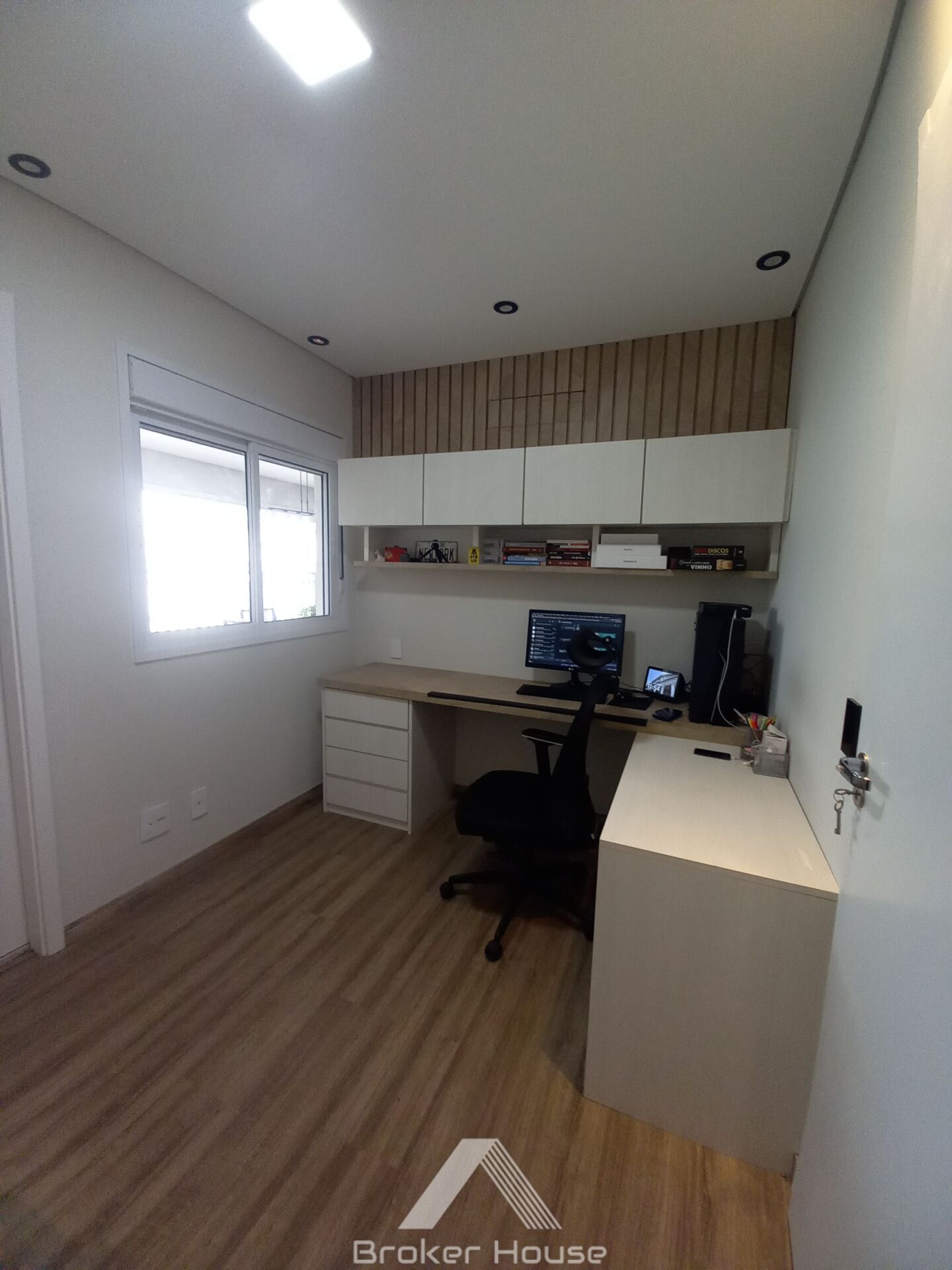 Apartamento à venda com 3 quartos, 106m² - Foto 20