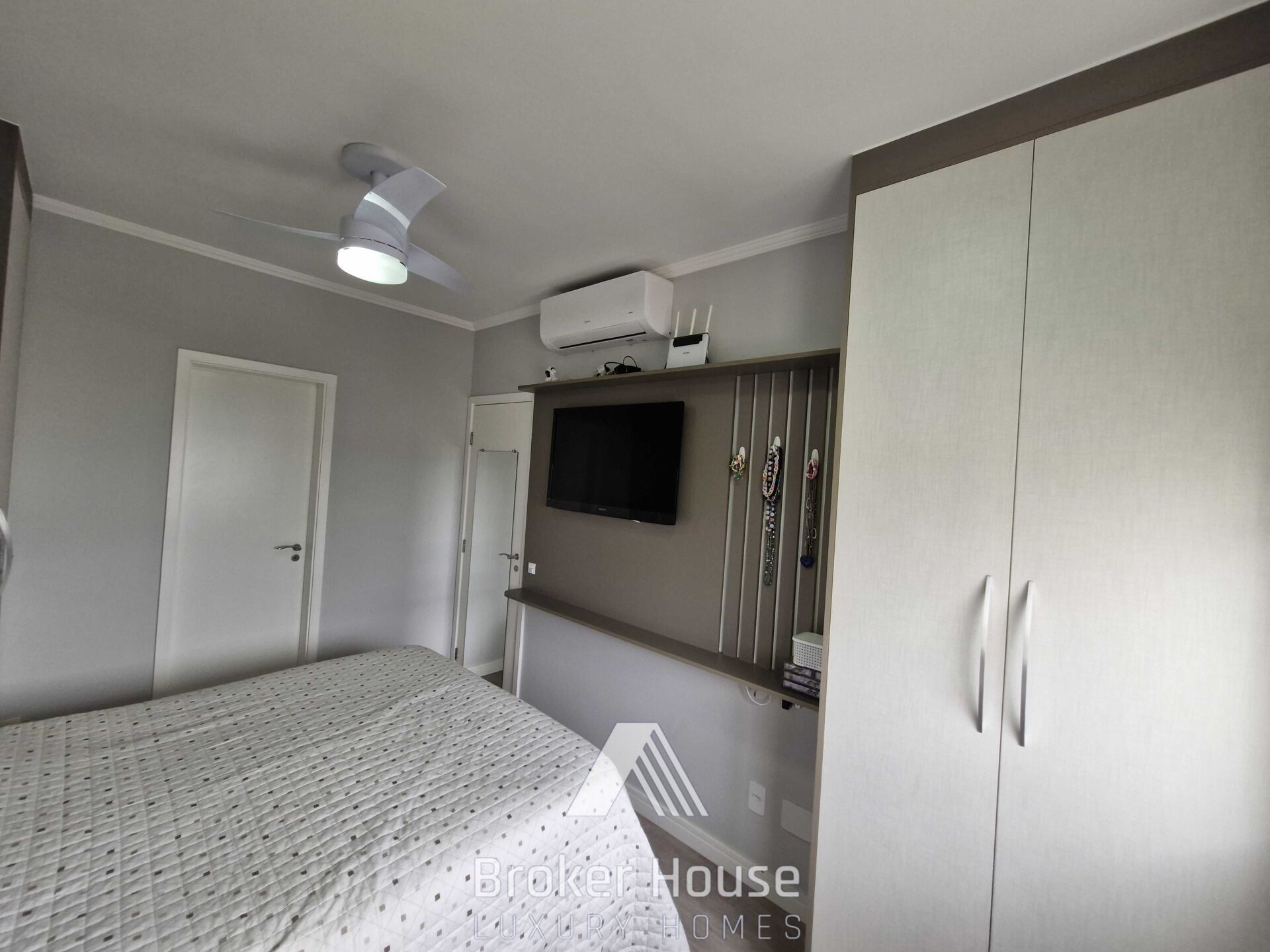 Apartamento à venda com 3 quartos, 98m² - Foto 37