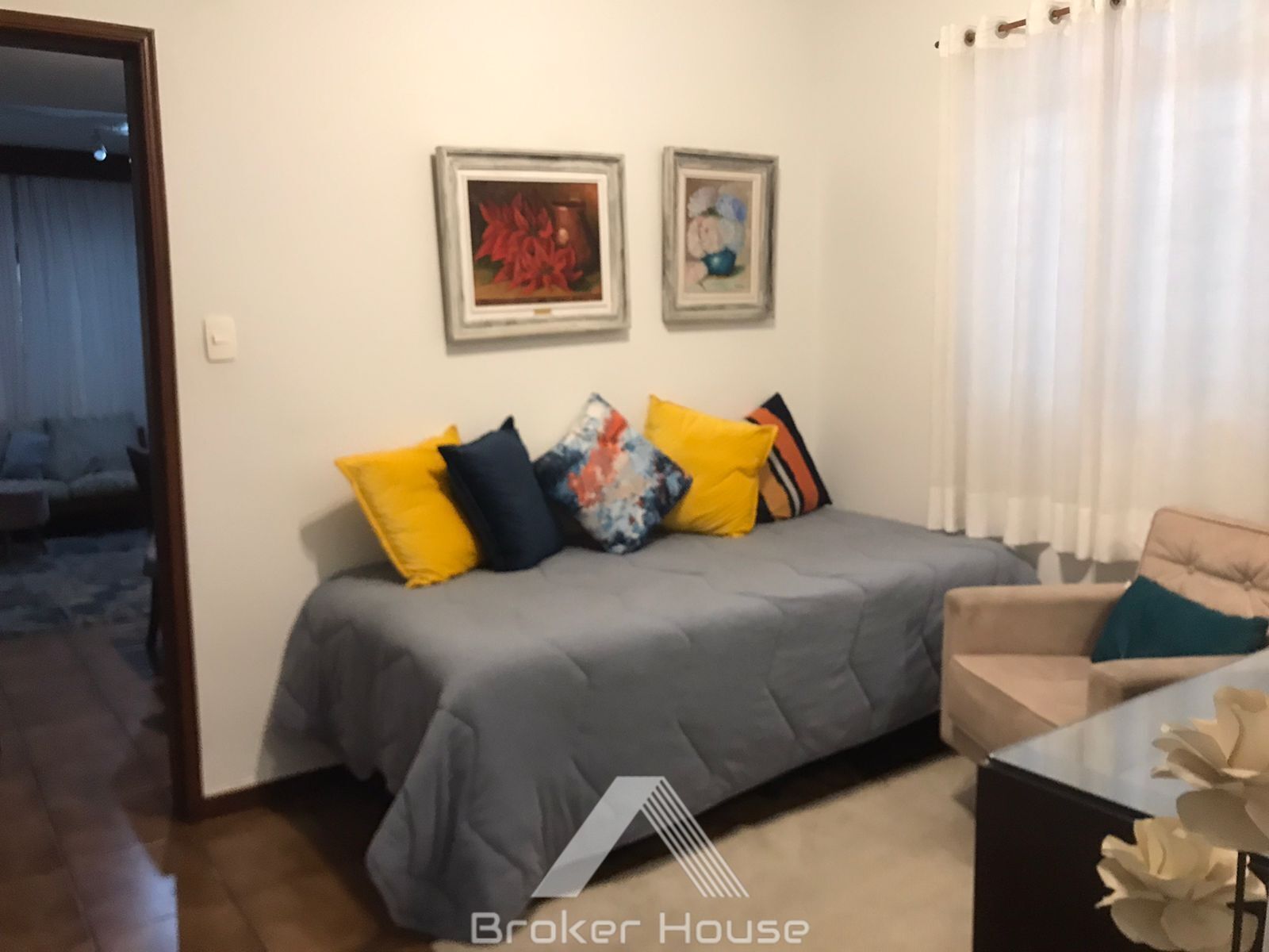 Casa à venda com 2 quartos, 107m² - Foto 5