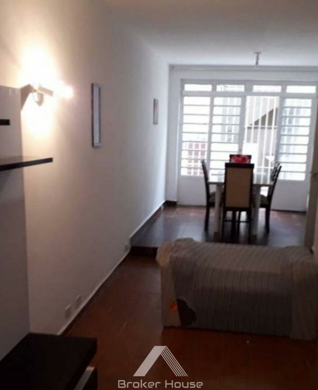 Casa à venda com 3 quartos, 200m² - Foto 3