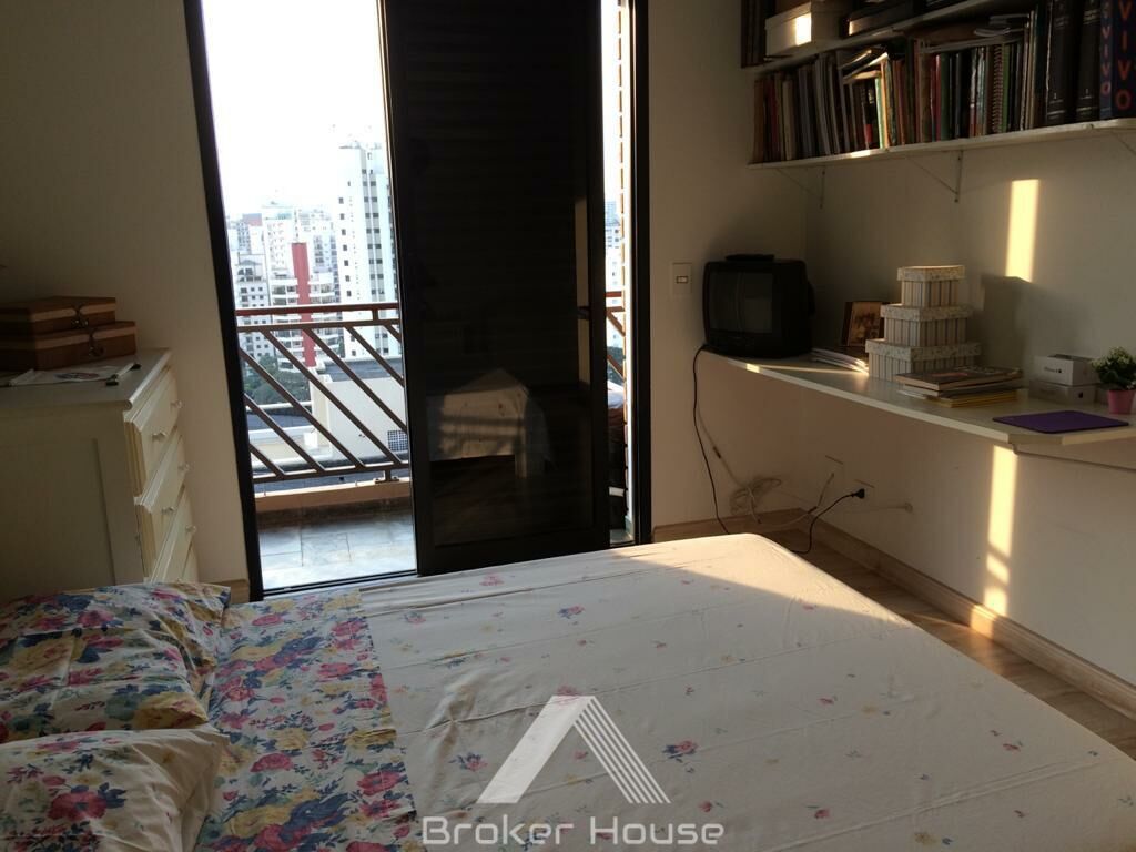 Apartamento à venda com 4 quartos, 216m² - Foto 14