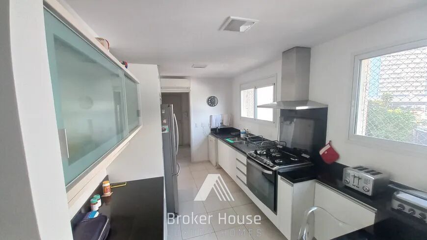 Apartamento à venda com 3 quartos, 205m² - Foto 14