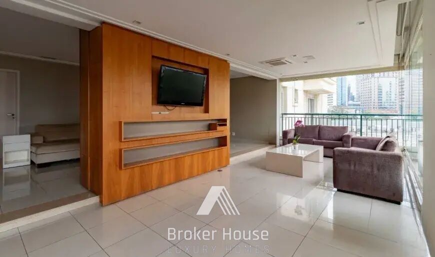 Apartamento à venda com 3 quartos, 205m² - Foto 4