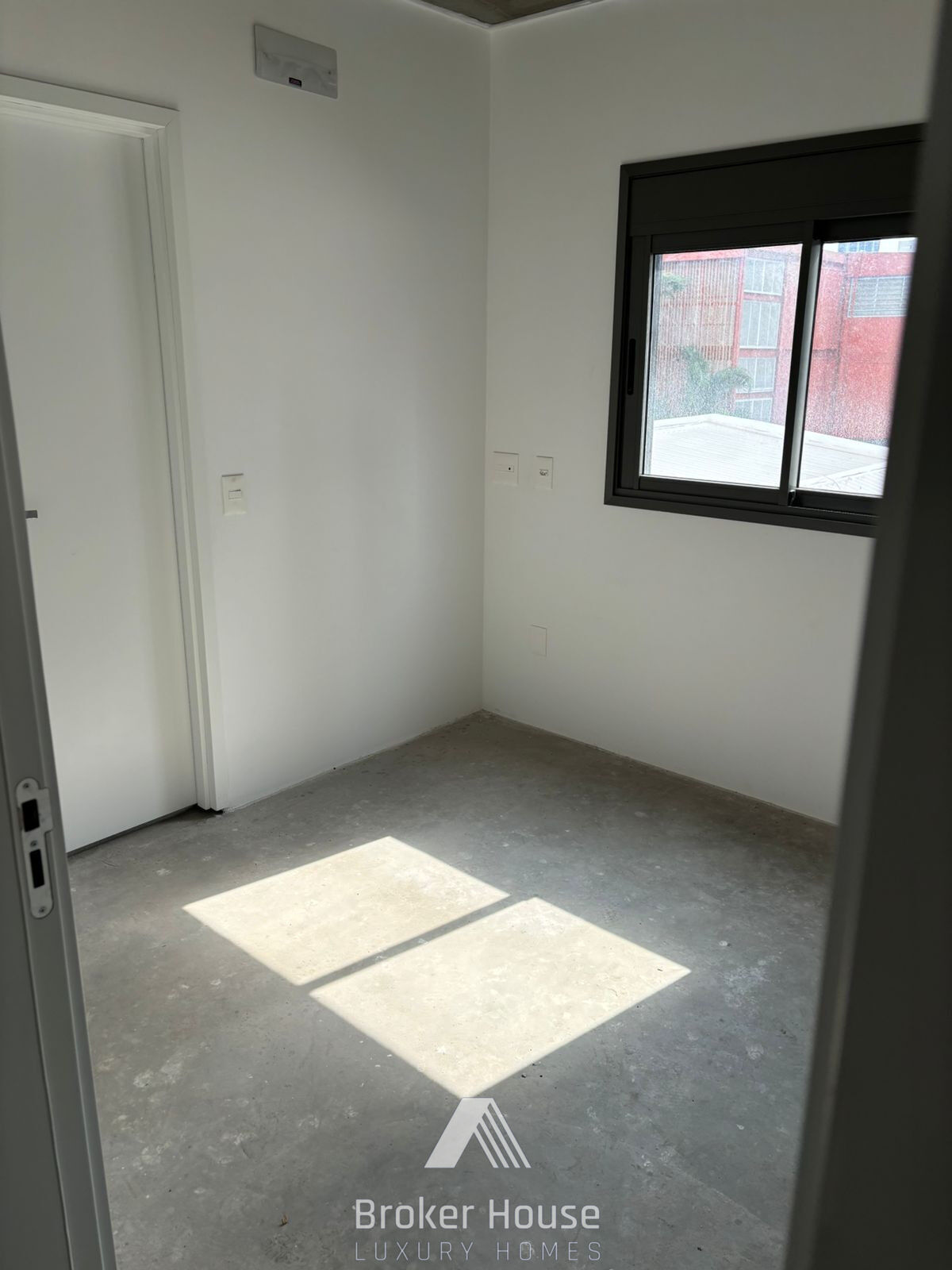 Apartamento à venda com 4 quartos, 246m² - Foto 12