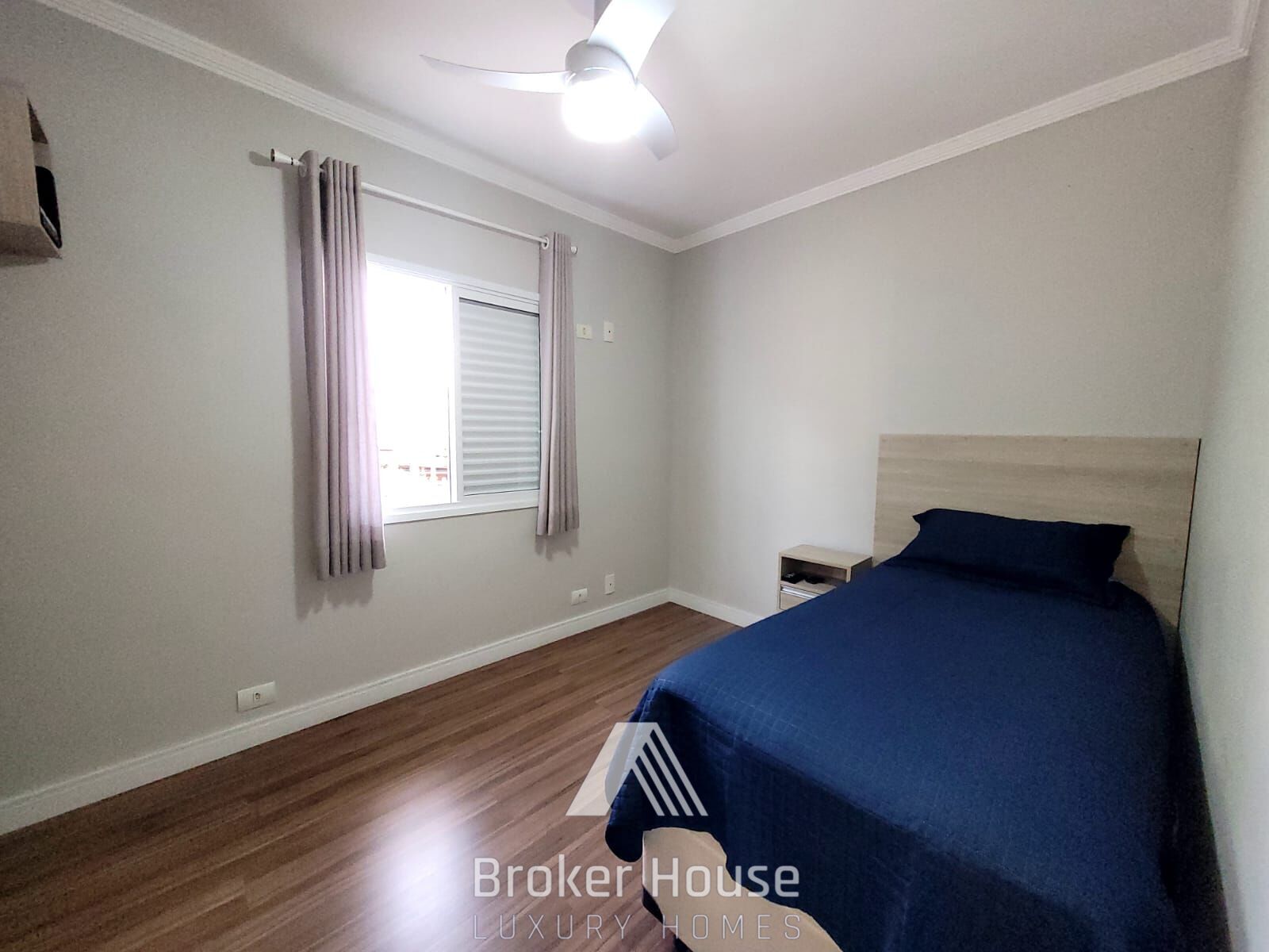 Casa à venda com 3 quartos, 100m² - Foto 13