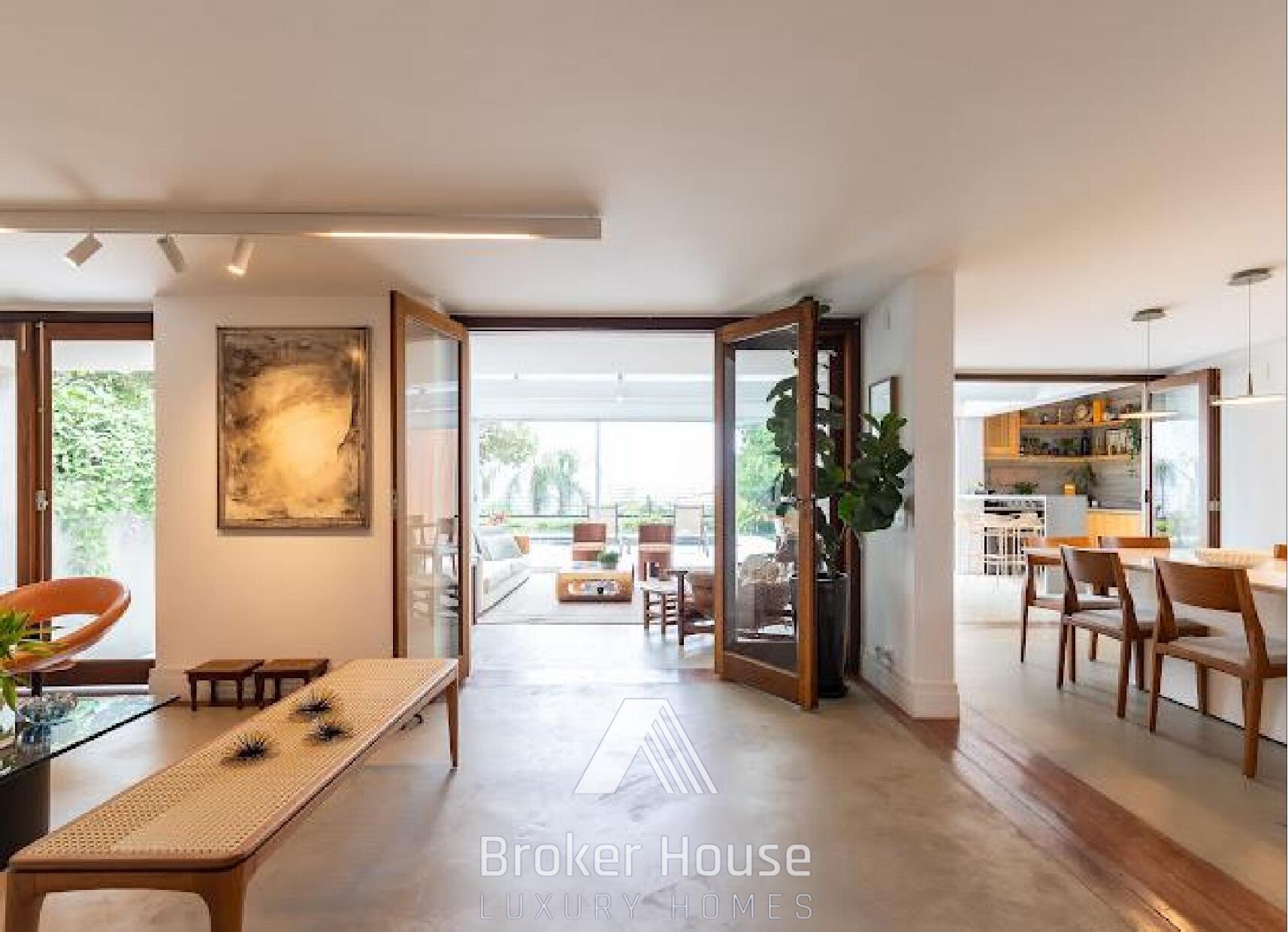 Casa à venda com 3 quartos, 608m² - Foto 14