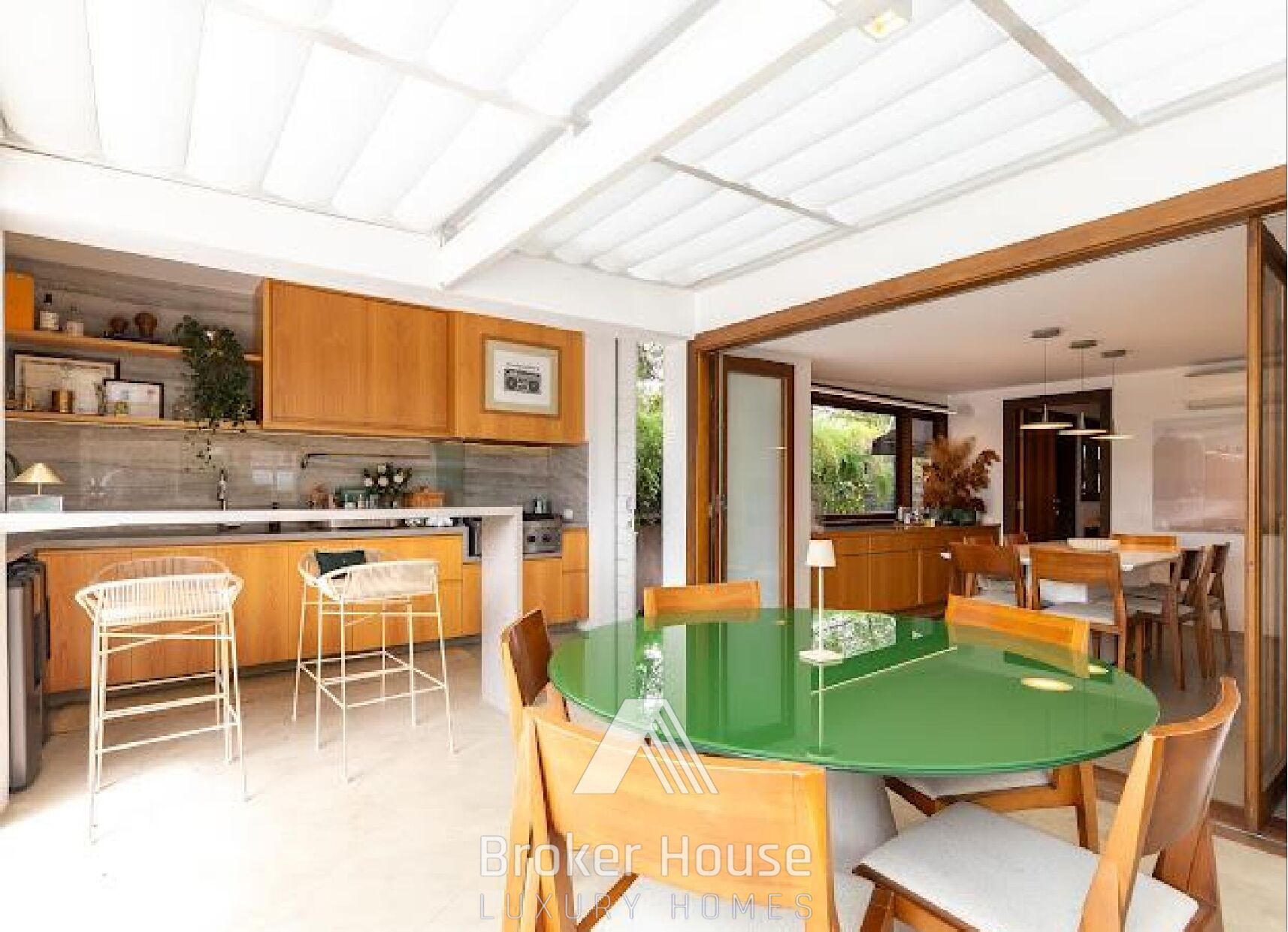 Casa à venda com 3 quartos, 608m² - Foto 9