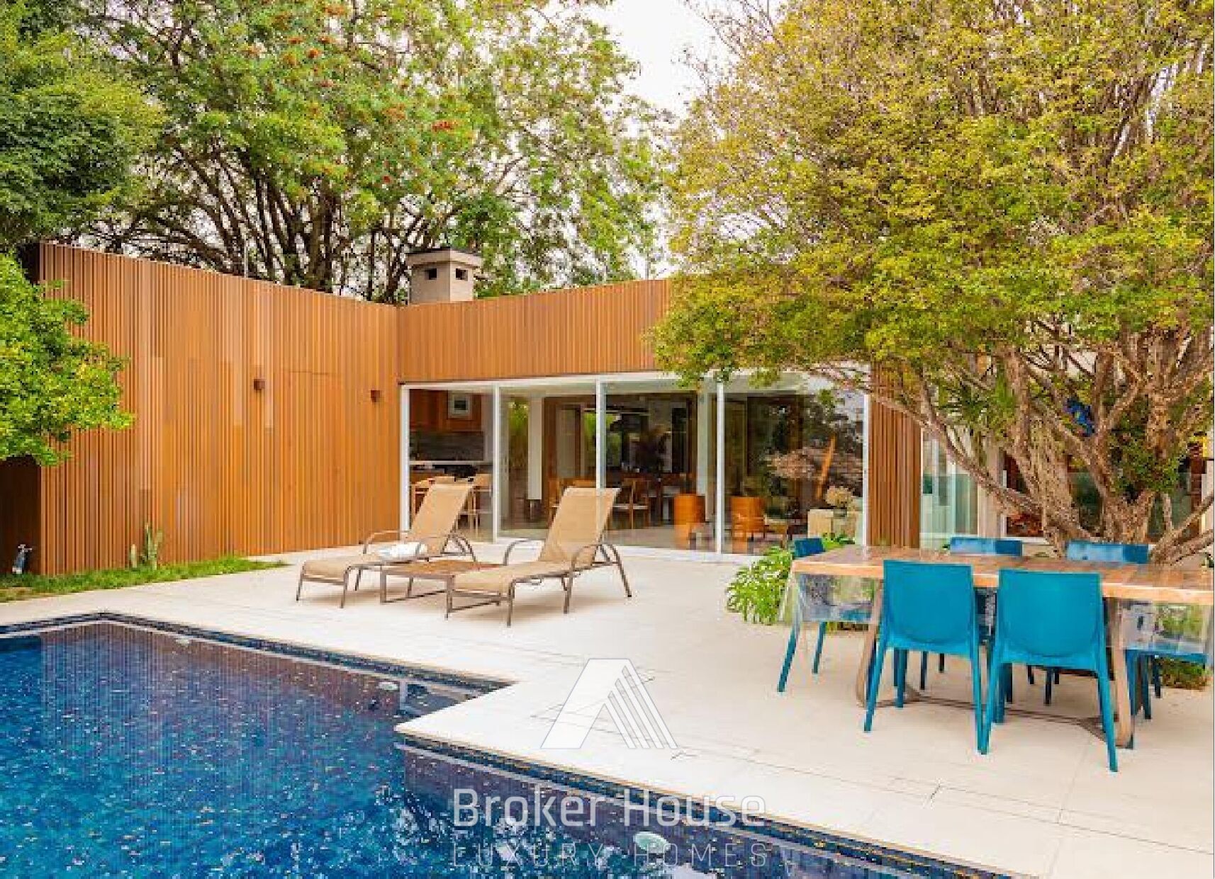 Casa à venda com 3 quartos, 608m² - Foto 5