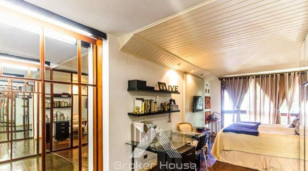 Casa à venda com 3 quartos, 340m² - Foto 19