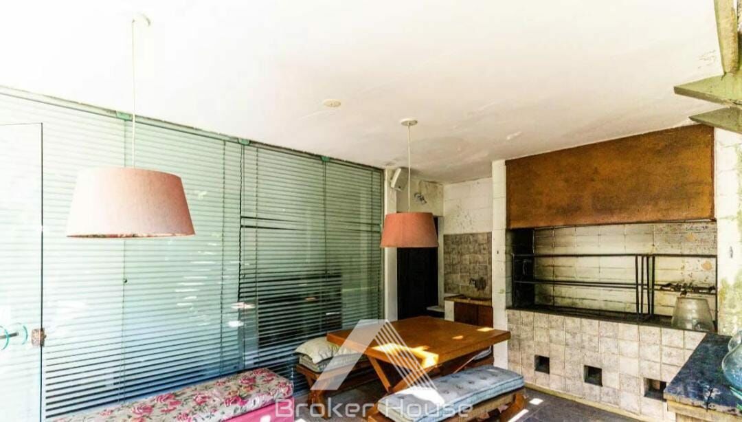 Casa à venda com 3 quartos, 340m² - Foto 8