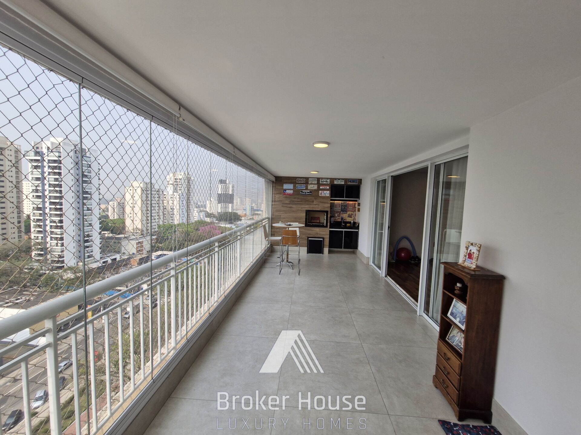 Apartamento, 3 quartos, 135 m² - Foto 1