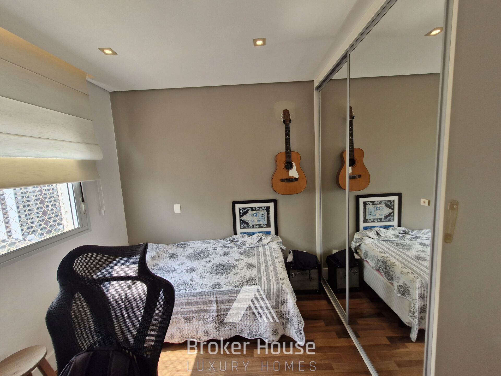 Apartamento à venda com 3 quartos, 135m² - Foto 23