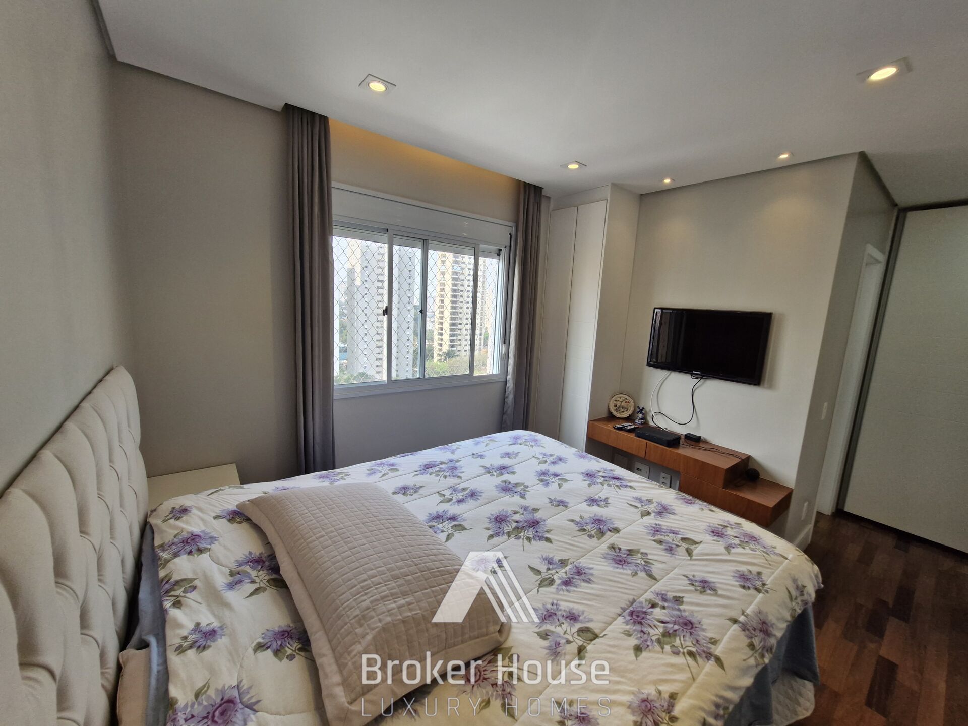 Apartamento à venda com 3 quartos, 135m² - Foto 30