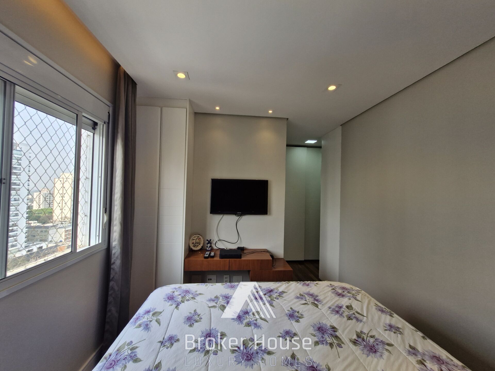 Apartamento à venda com 3 quartos, 135m² - Foto 31