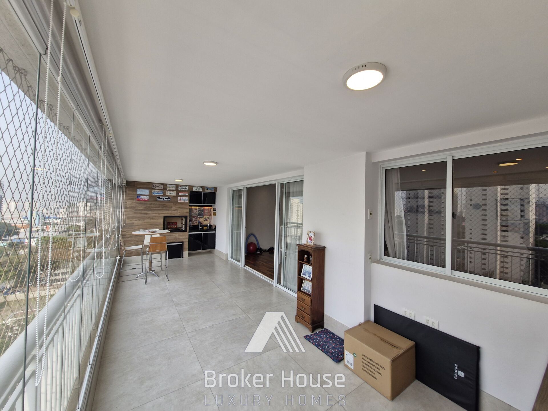 Apartamento, 3 quartos, 135 m² - Foto 2