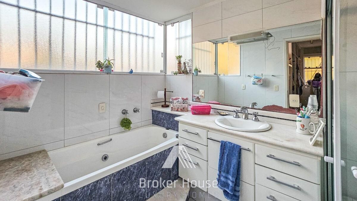 Casa, 4 quartos, 350 m² - Foto 23