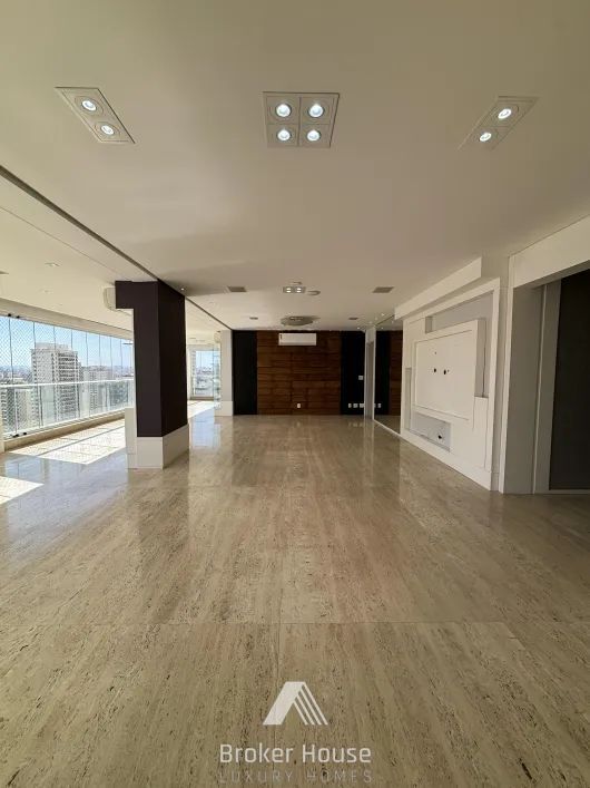 Apartamento à venda com 4 quartos, 288m² - Foto 1