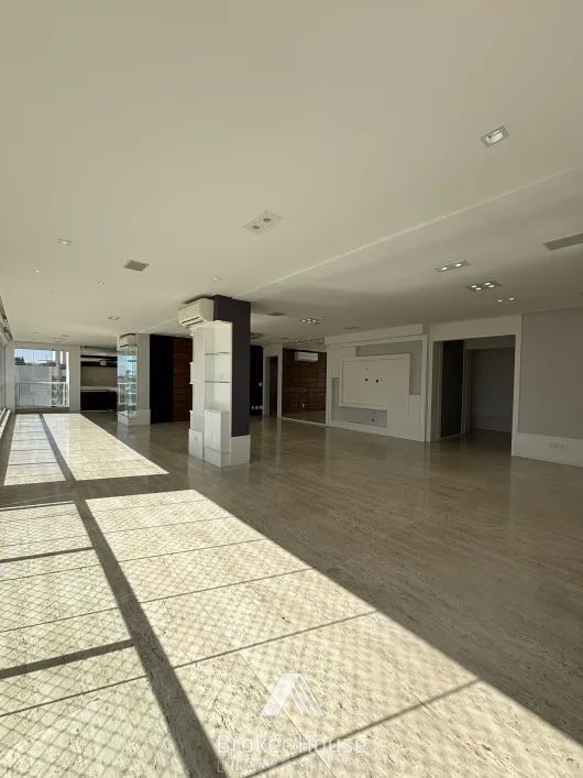 Apartamento à venda com 4 quartos, 288m² - Foto 2