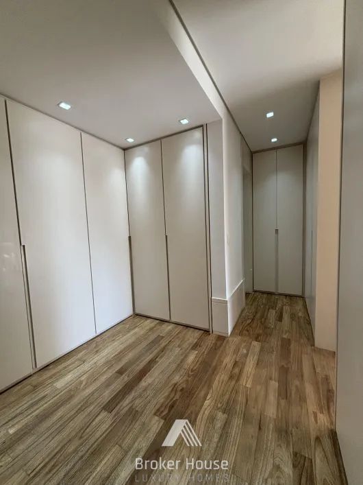 Apartamento à venda com 4 quartos, 288m² - Foto 9