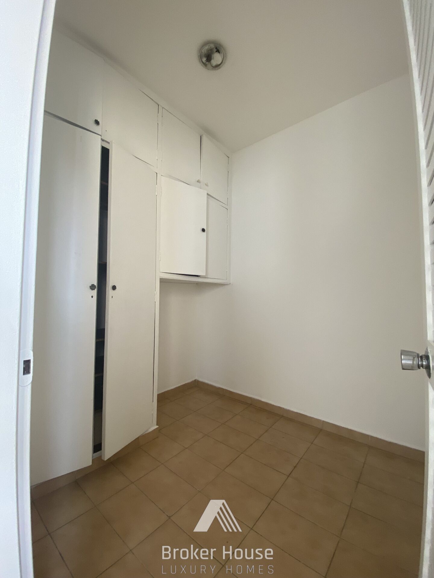 Apartamento à venda com 3 quartos, 118m² - Foto 8