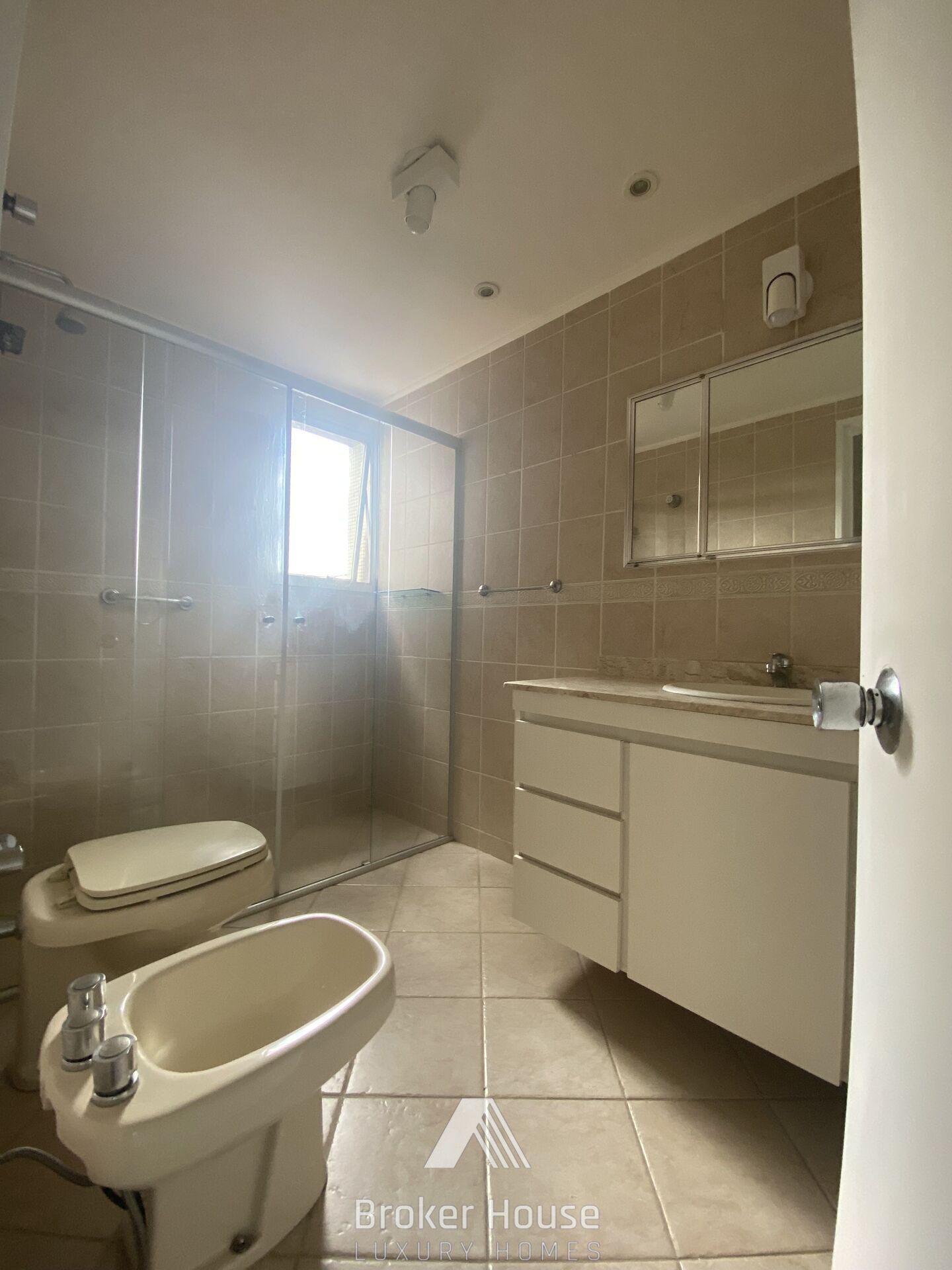 Apartamento à venda com 3 quartos, 118m² - Foto 21