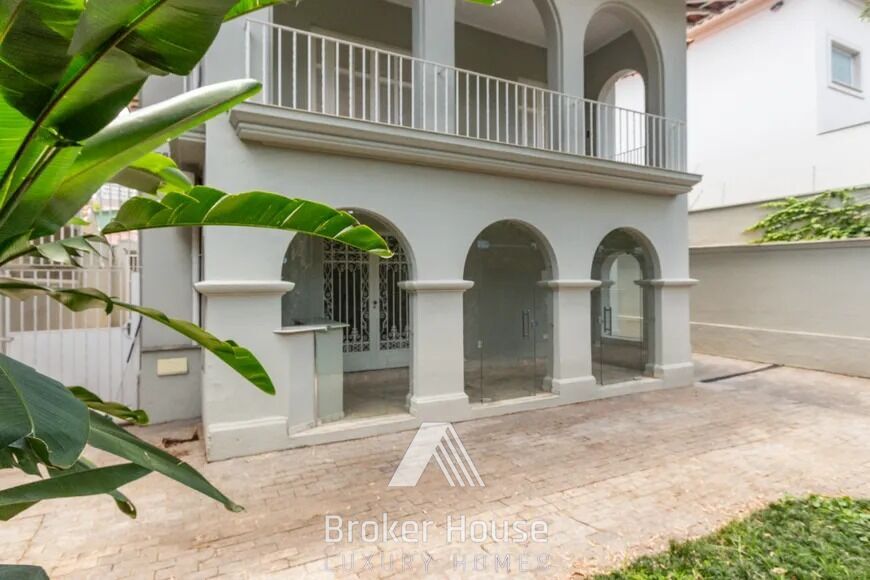 Casa à venda com 4 quartos, 400m² - Foto 2