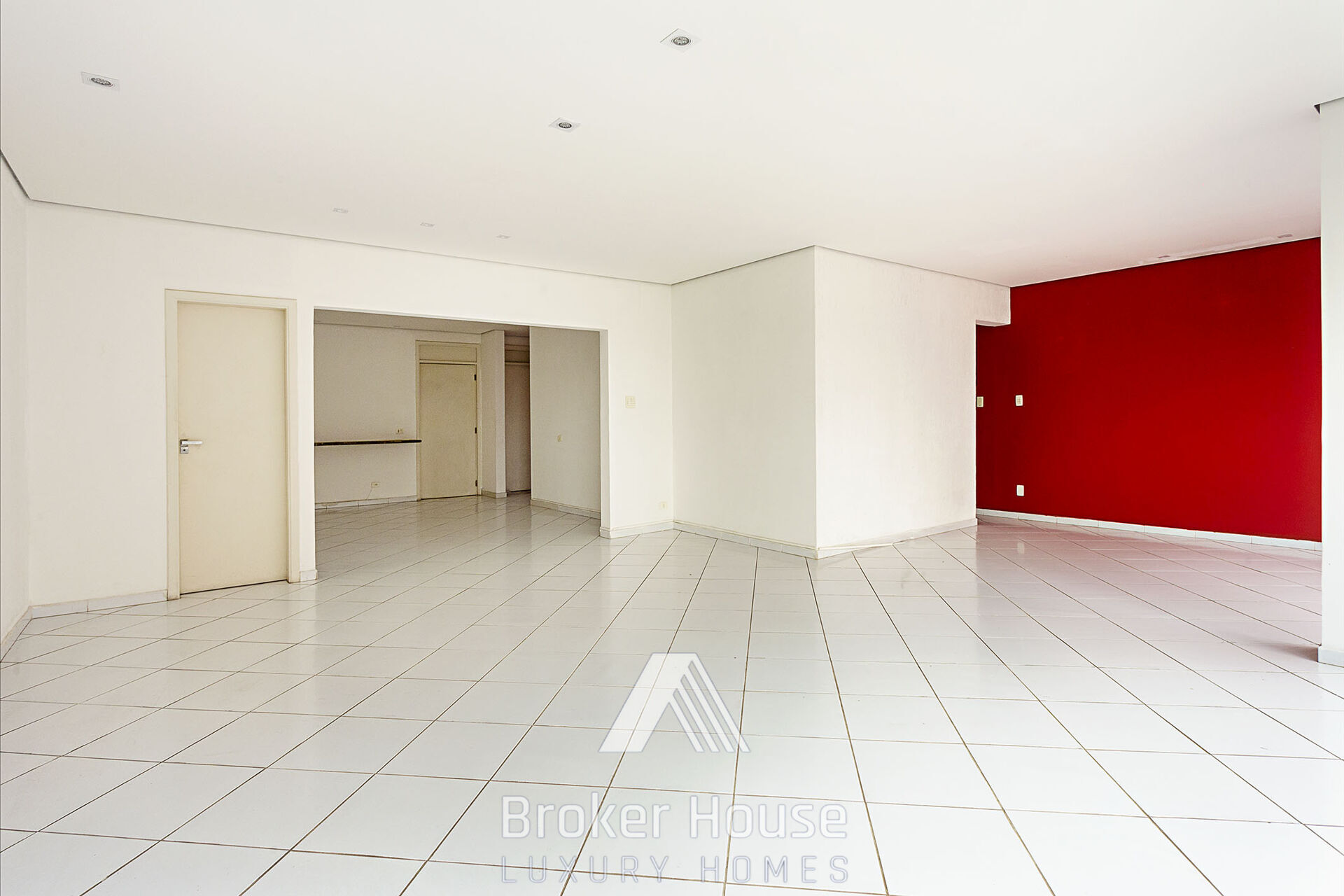 Apartamento à venda com 3 quartos, 250m² - Foto 2