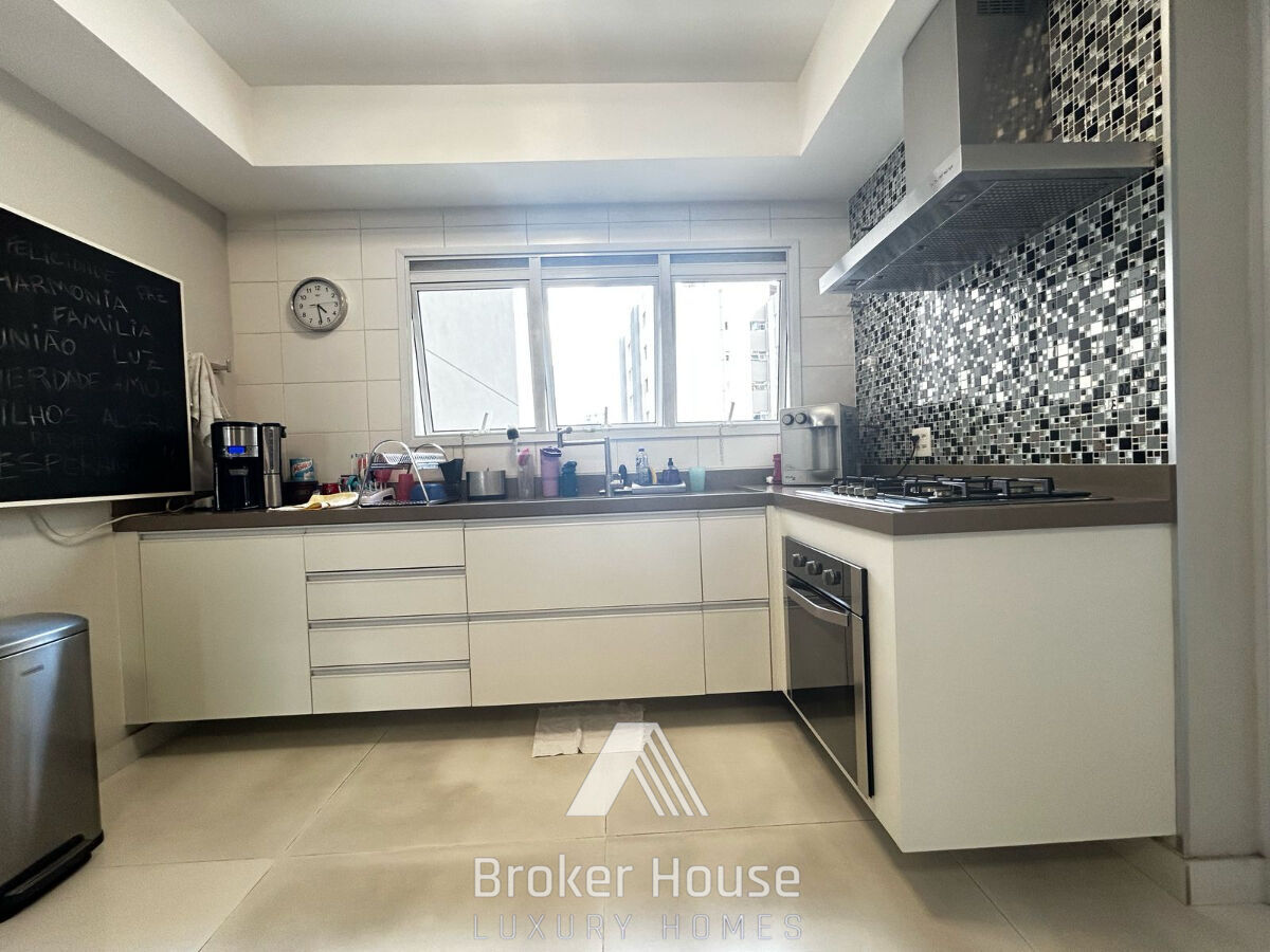 Apartamento, 3 quartos, 258 m² - Foto 13