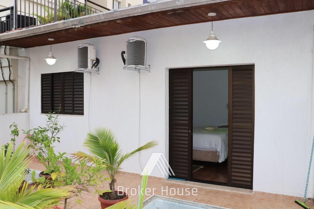 Casa à venda com 3 quartos, 220m² - Foto 34