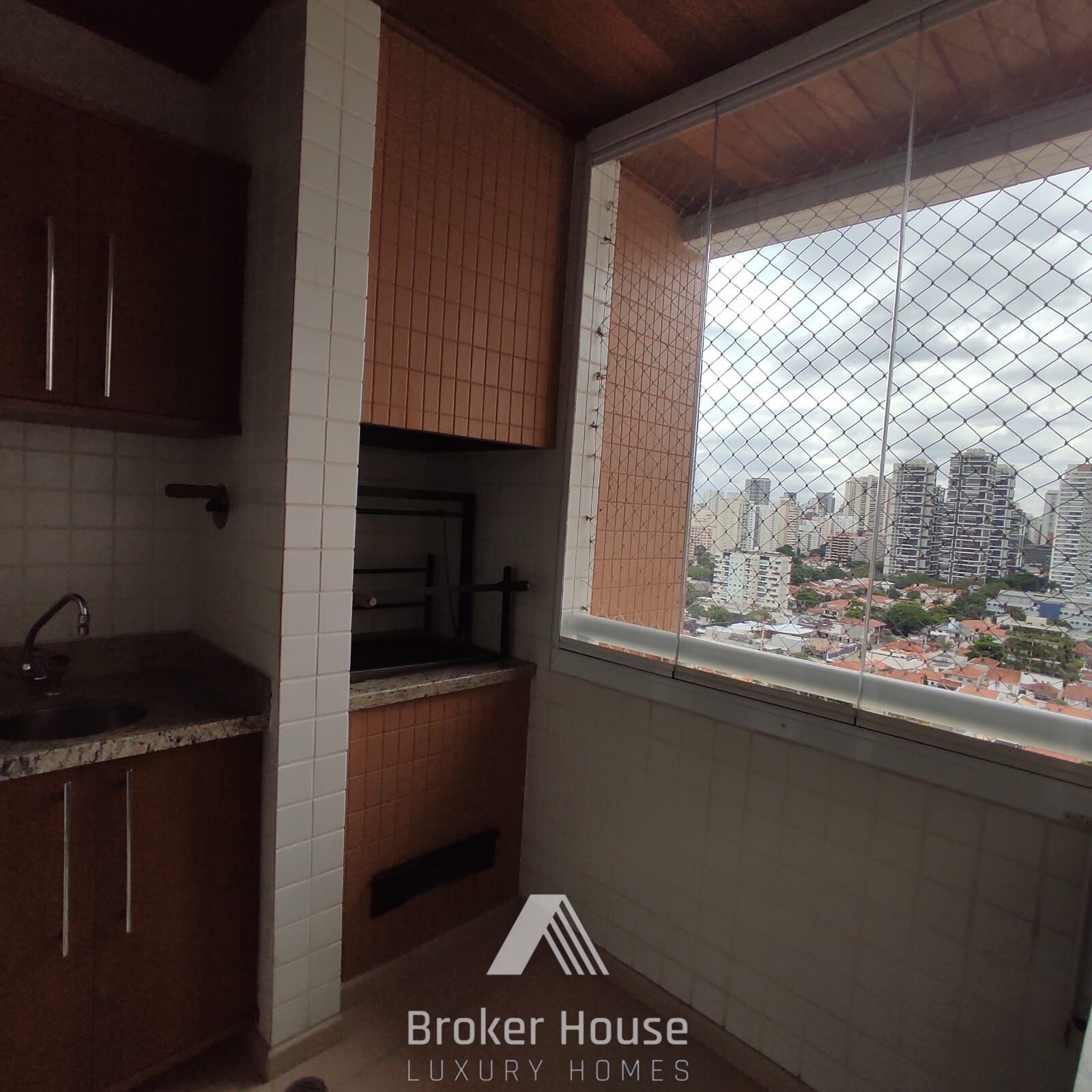 Apartamento à venda com 4 quartos, 205m² - Foto 12