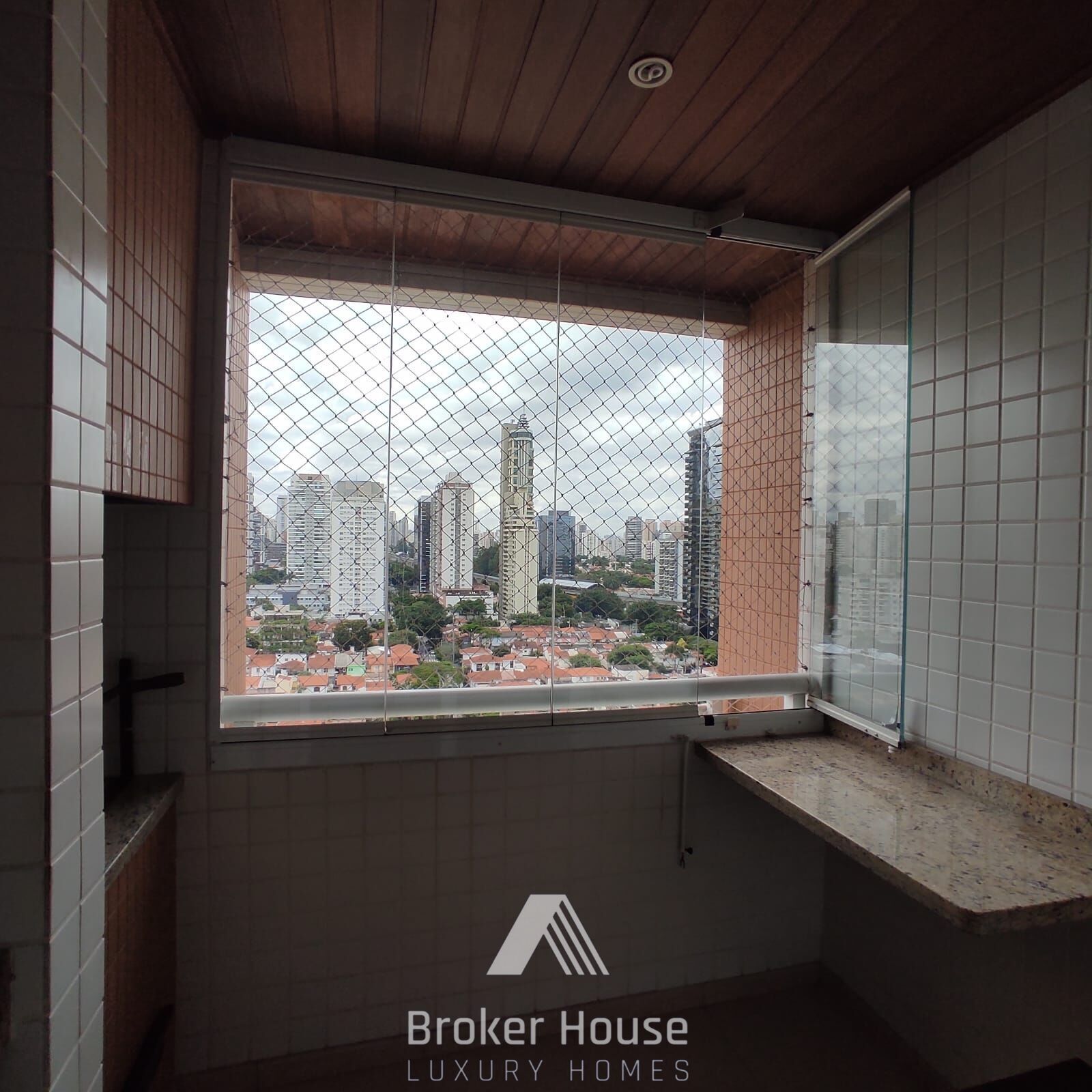 Apartamento à venda com 4 quartos, 205m² - Foto 14