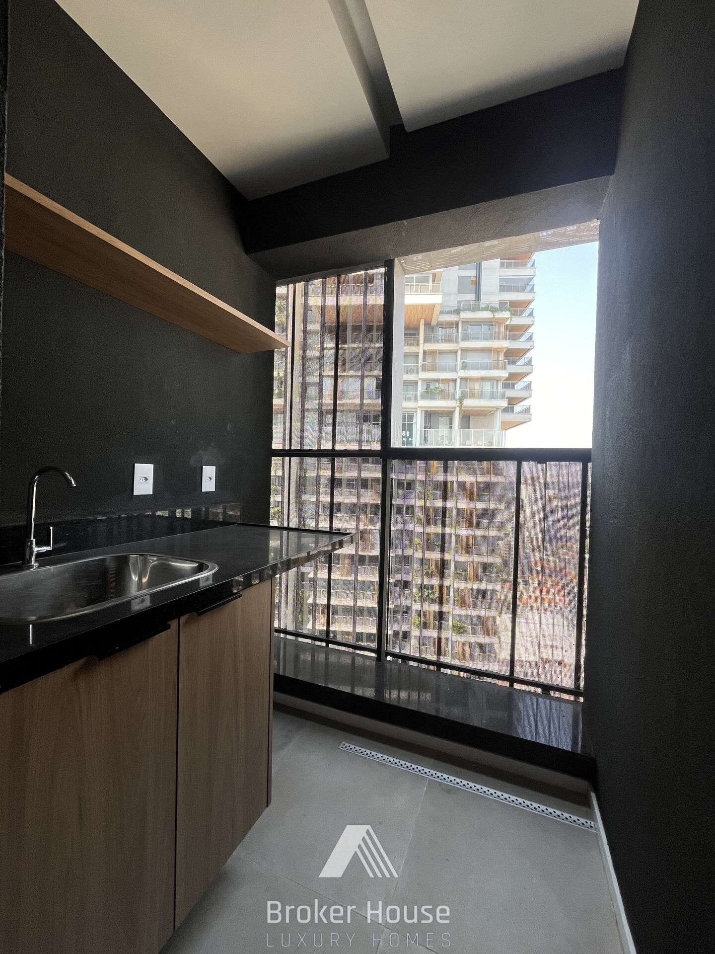 Apartamento à venda com 3 quartos, 105m² - Foto 25