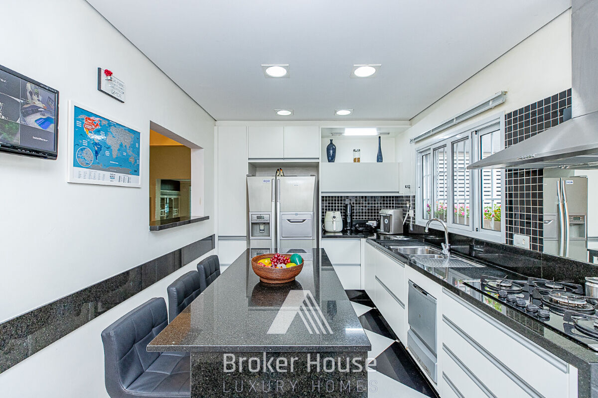 Casa, 4 quartos, 380 m² - Foto 22