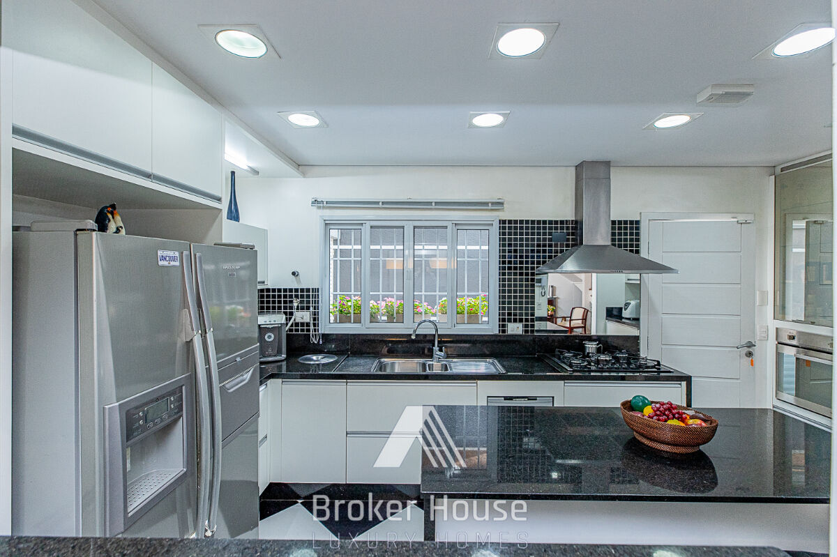 Casa, 4 quartos, 380 m² - Foto 23