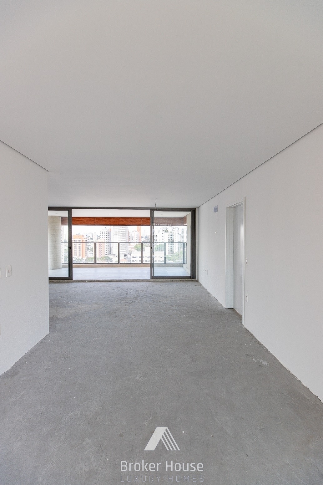 Apartamento à venda com 4 quartos, 232m² - Foto 10