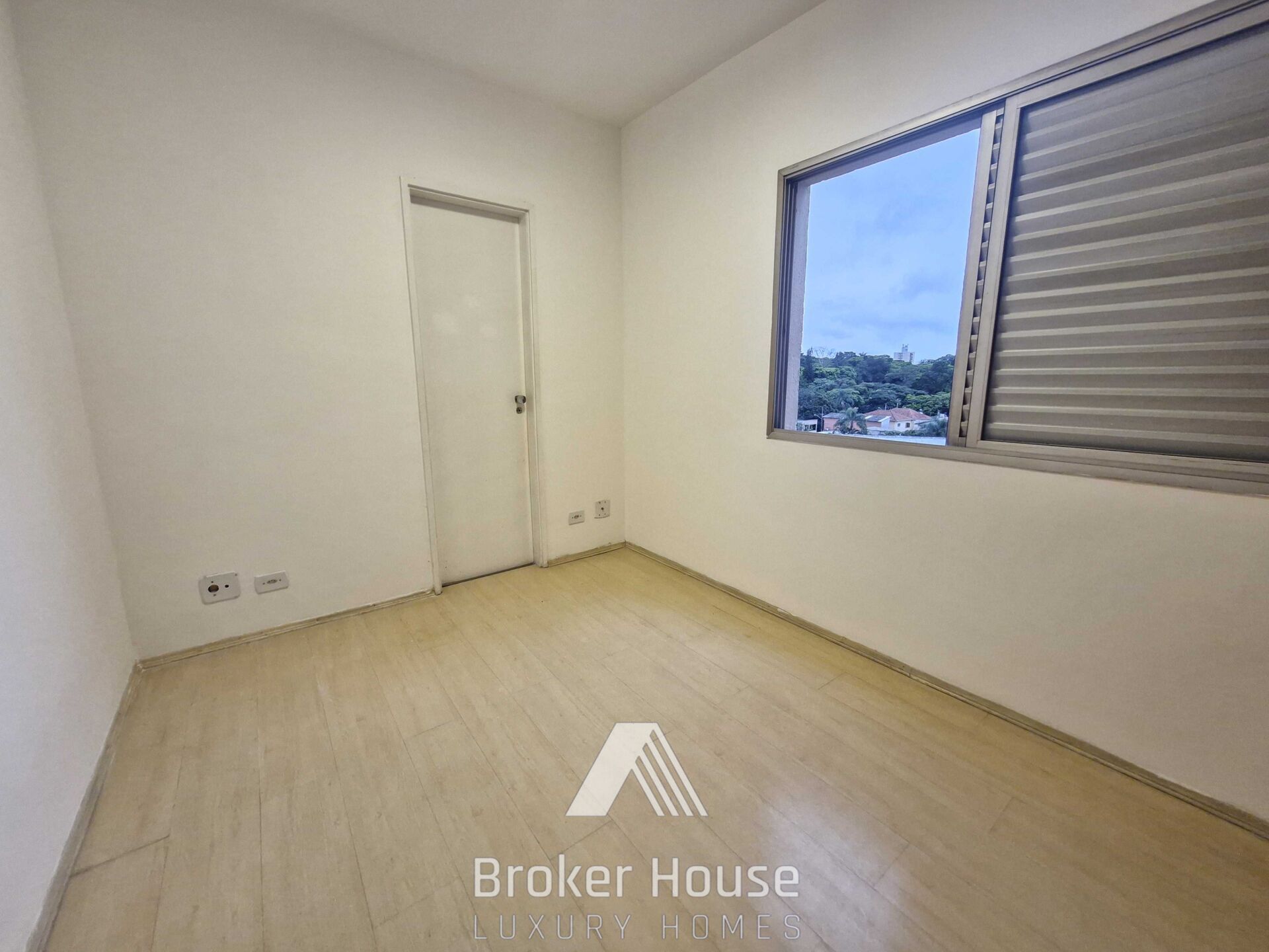 Apartamento à venda com 2 quartos, 60m² - Foto 16