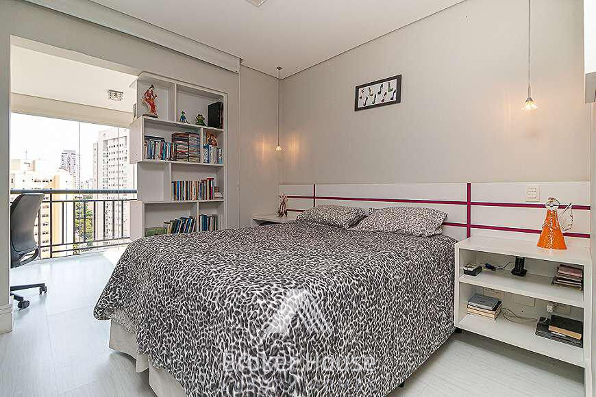 Apartamento à venda com 3 quartos, 184m² - Foto 15