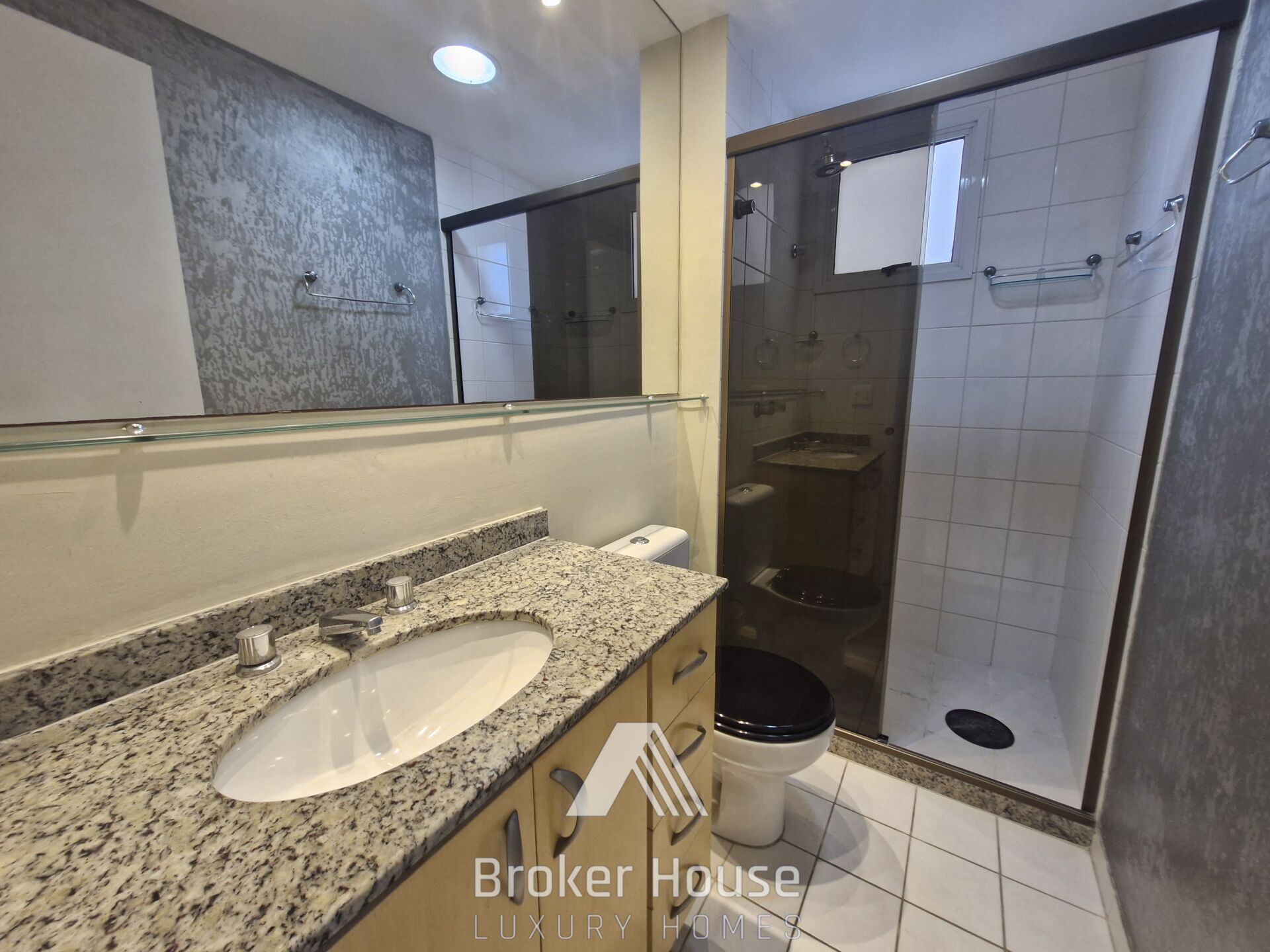 Apartamento para alugar com 3 quartos, 94m² - Foto 13