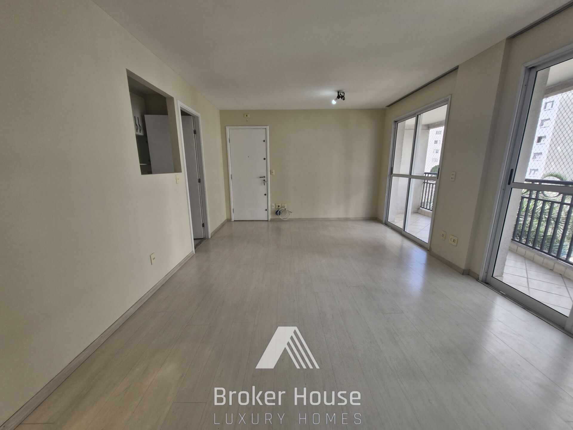 Apartamento para alugar com 3 quartos, 94m² - Foto 5