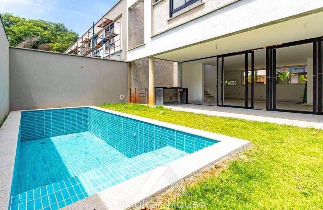 Casa de Condomínio à venda com 4 quartos, 450m² - Foto 1