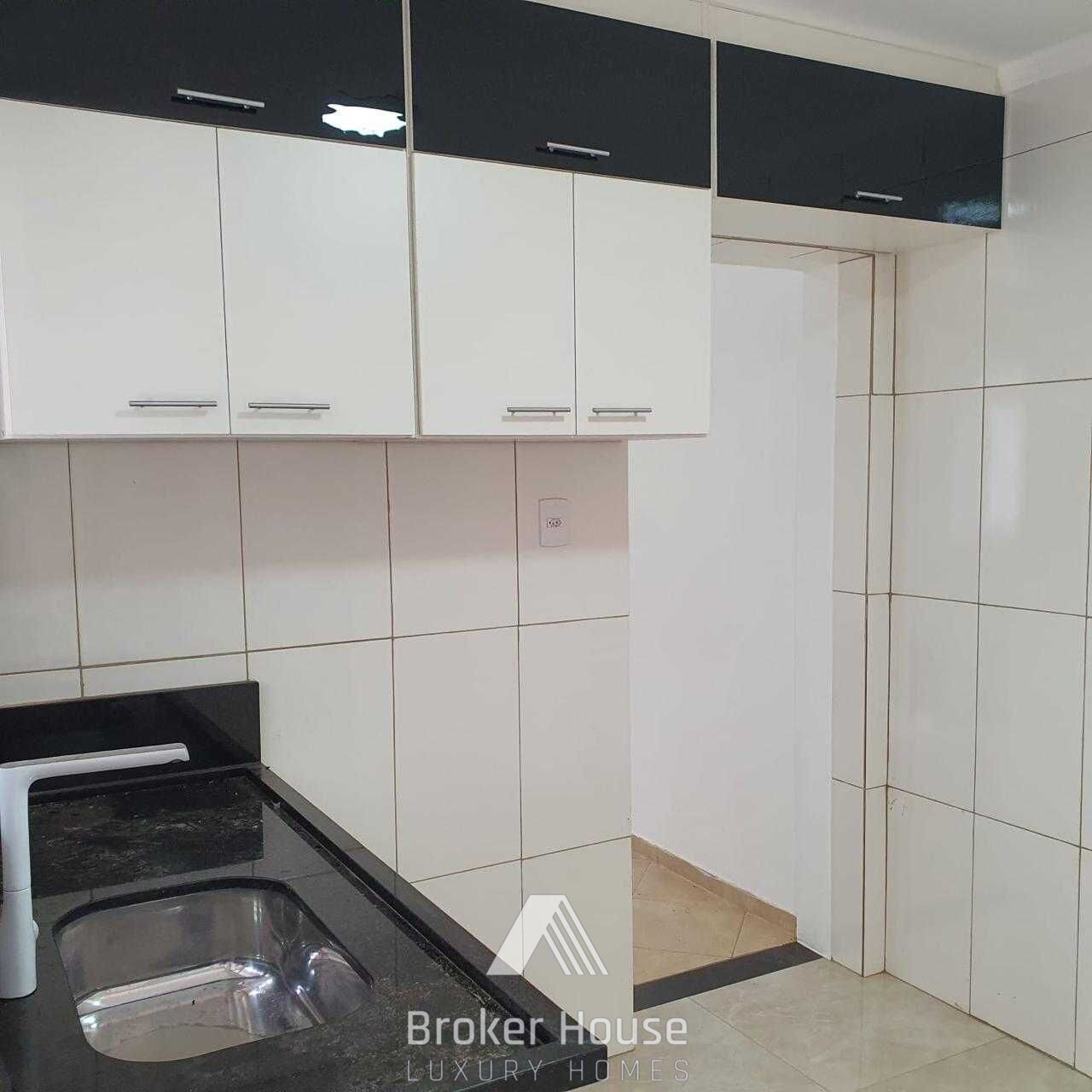 Casa à venda com 6 quartos, 306m² - Foto 5