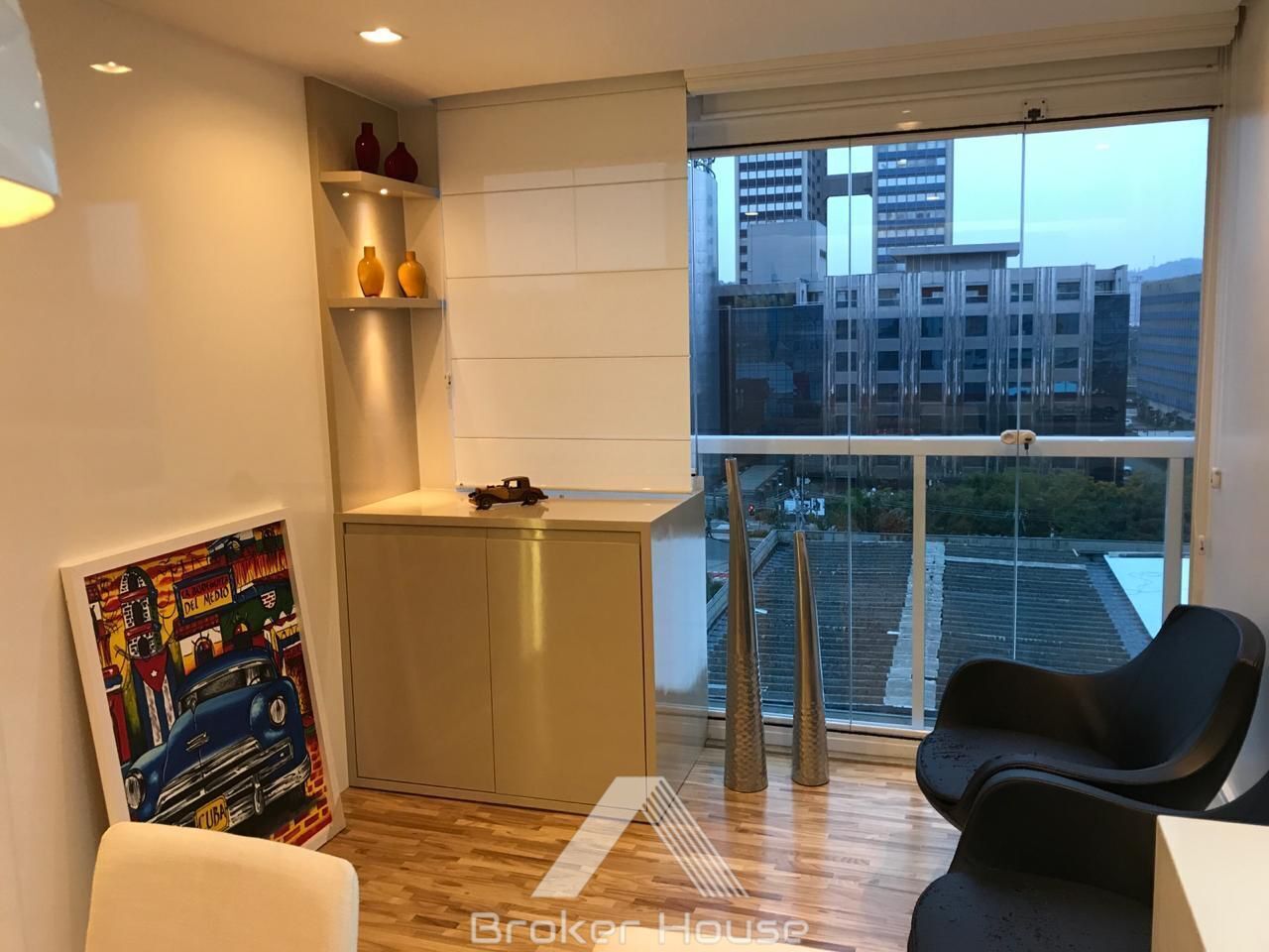 Apartamento à venda com 2 quartos, 69m² - Foto 5